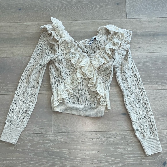 ZARA CROCHET lace RUFFLEd SWEATER sz M medium cream - Picture 4 of 9
